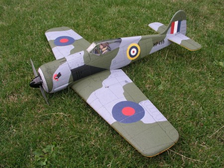 FW190A-MP499_01.jpg